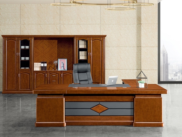 員工(gōng)辦(bàn)公(gōng)桌擺放需要注意的禁忌地方