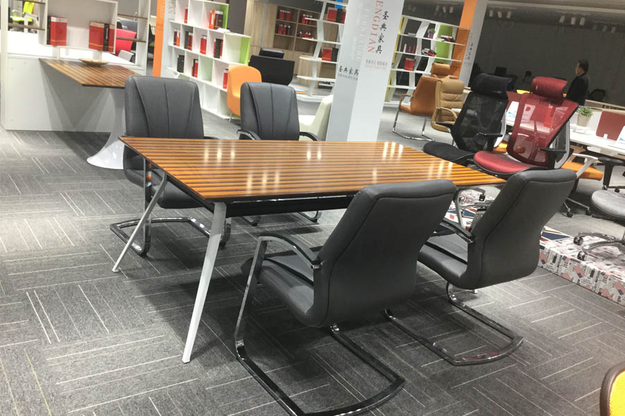 聖典辦(bàn)公(gōng)家具(jù)展廳